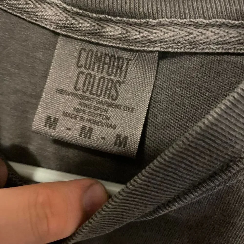Comfort-colors Men's Grey and Black T-shirt
